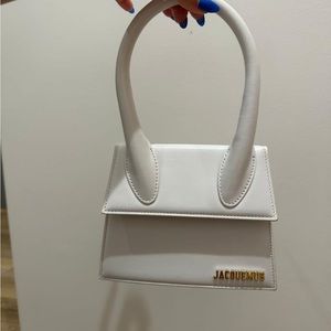 JACQUEMUS
Le Chiquito tote bag- white